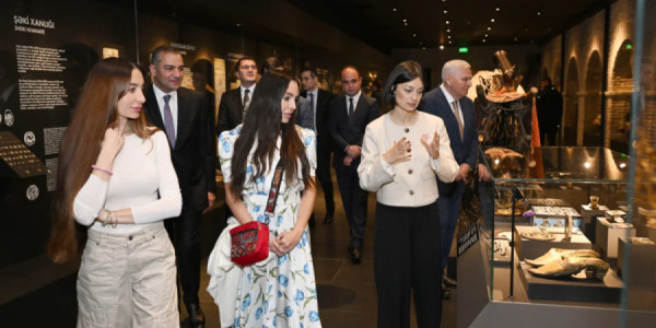 Leyla Əliyeva və Arzu Əliyeva Şəkidə tarixi-memarlıq abidələrinin bərpadan sonra açılışında iştirak ediblər