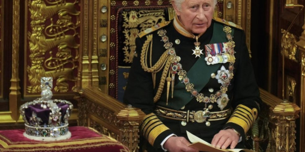 III Çarlzdan Ağ Ev zarafatı: 1814 hadisəsinə işarə gündəm oldu