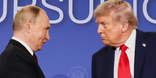 Putin Trampa Ukrayna ilə atəşkəsə hazır olduğunu bildirib