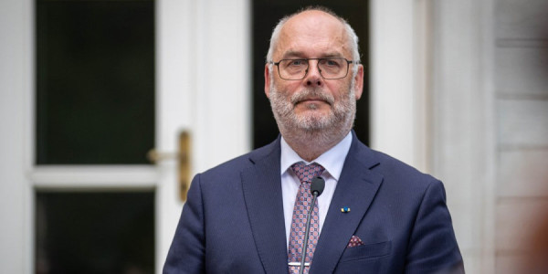 Estoniya prezidenti: 2022-ci ilin yazında Rusiya ilə sülh fürsəti qaçırılıb