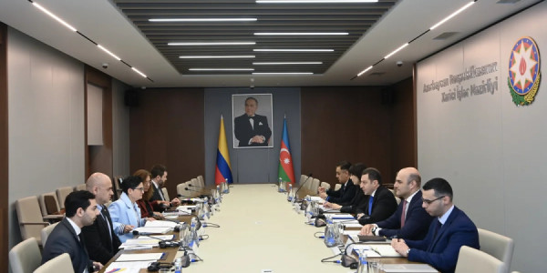 Azərbaycan və Kolumbiya arasında siyasi məsləhətləşmələr keçirilib