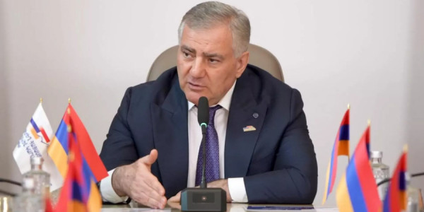 Karapetyan sentyabrda Azərbaycanla yeni müharibənin başlanması iddialarından danışıb