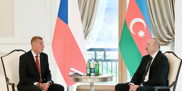 Fəal siyasi dialoq və müdafiə əməkdaşlığı