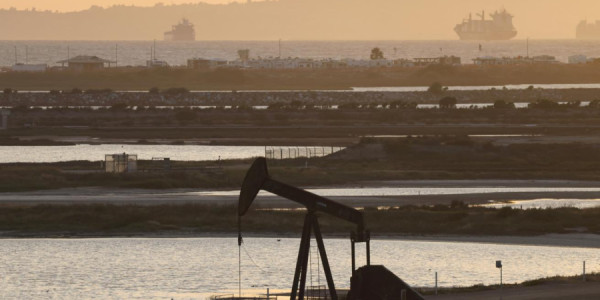 Neft bazarında qeyri- sabitlik nə zamana qədər davam edəcək?
