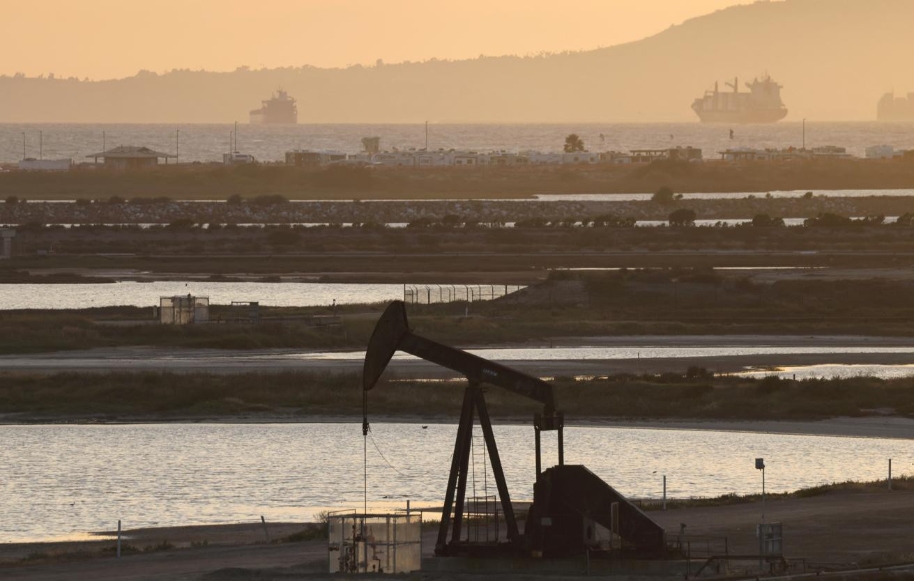 Neft bazarında qeyri- sabitlik nə zamana qədər davam edəcək?