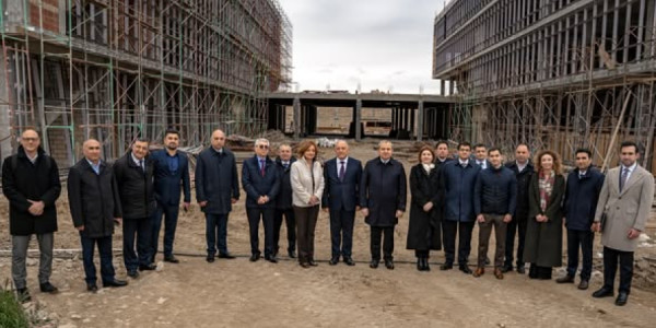 “SABAH.city” innovasiya şəhərciyində ali təhsil müəssisələri üçün yaradılacaq imkanlar müzakirə edilib