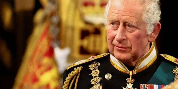 Kral Çarlzdan Trampa sərt mesaj: Kanada mənimdir