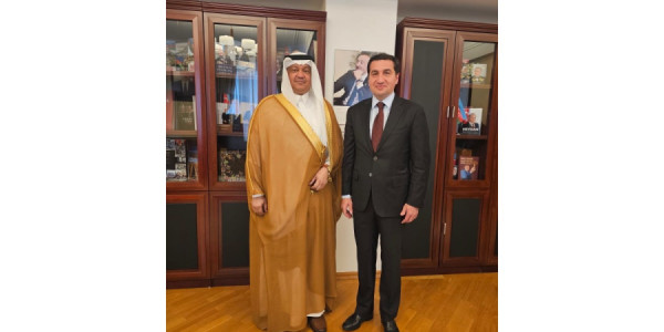 Hikmət Hacıyev Səudiyyə Ərəbistanı səfiri ilə mühüm görüş keçirdi