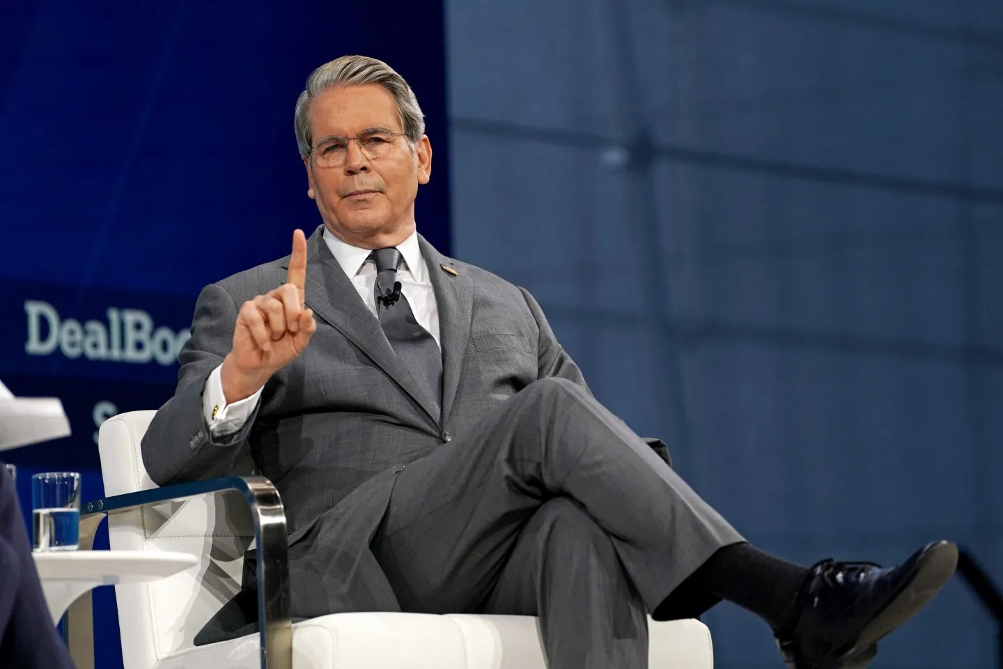 ABŞ: İranın xaricdəki resurslarını bloklayacağıq