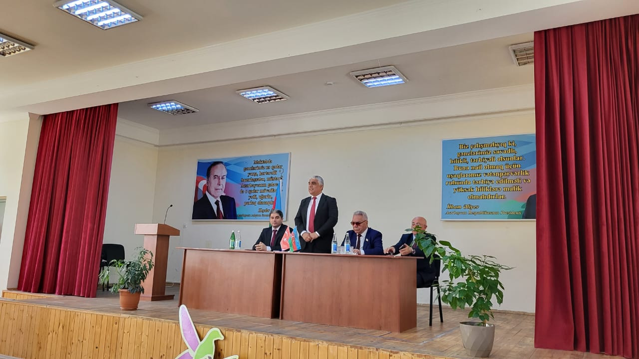 “Heydər Əliyev və Türk Dünyası” mövzusunda elmi tədbir keçirilib