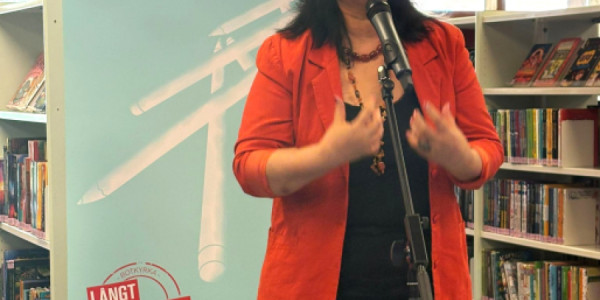 İsveçdə Azərbaycan poeziyasından nümunələr səsləndirilib