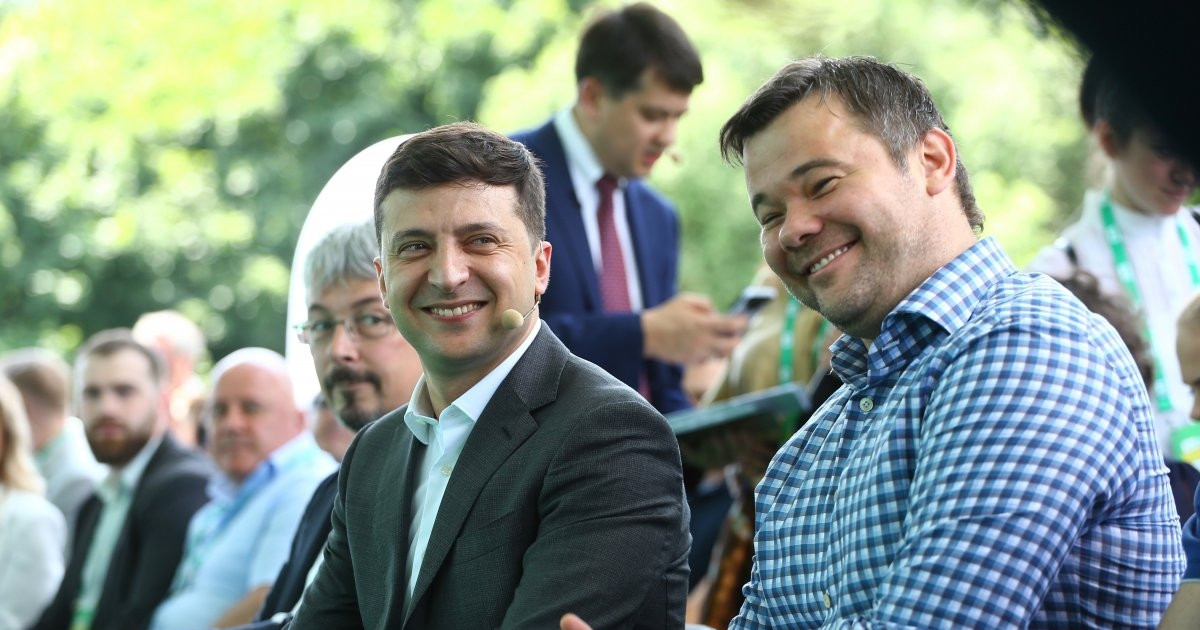Zelenski keçmiş komanda yoldaşını "hədəf taxtasına qoydu"
