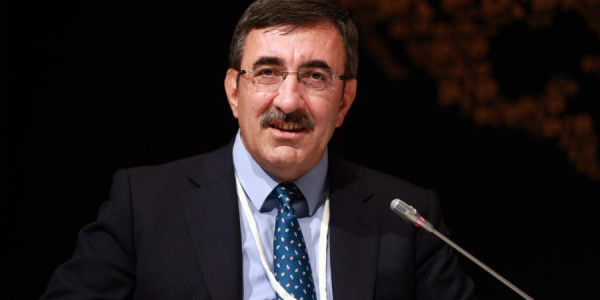 Yılmaz: Azərbaycan ilə Ermənistan arasında davamlı sülhün əldə olunması çox önəmlidir