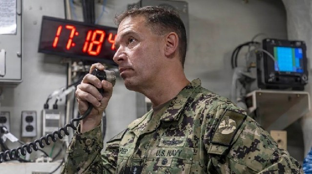 CENTCOM komandanı Yaxın Şərqə səfər edib