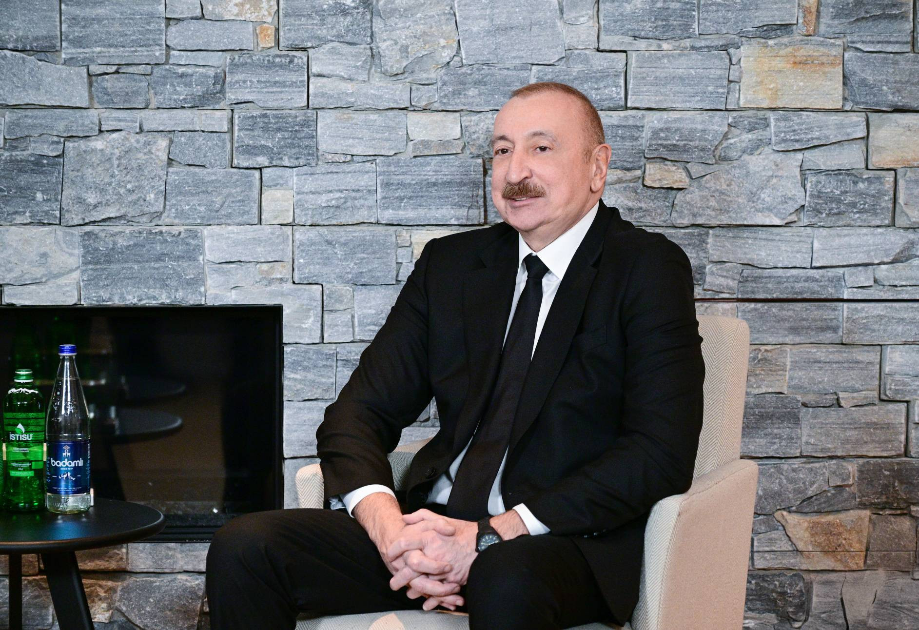 İlham Əliyev: Azərbaycan "Avropa Siyasi Birliyi"nin sammitinin Ermənistanda keçirilməsini dəstəkləyib