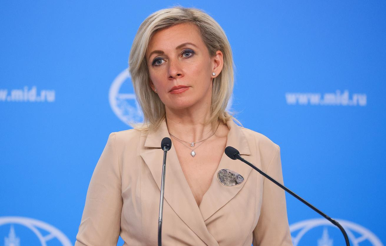 Zaxarova Zelenskinin təhdidlərinə cavab verib