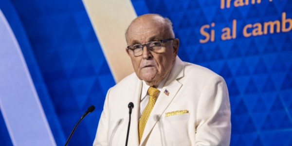 Rudi Culiani ağır vəziyyətdə xəstəxanaya yerləşdirilib