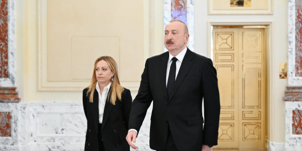 İlham Əliyev və İtaliya Nazirlər Şurasının sədri mətbuata bəyanatlarla çıxış edirlər