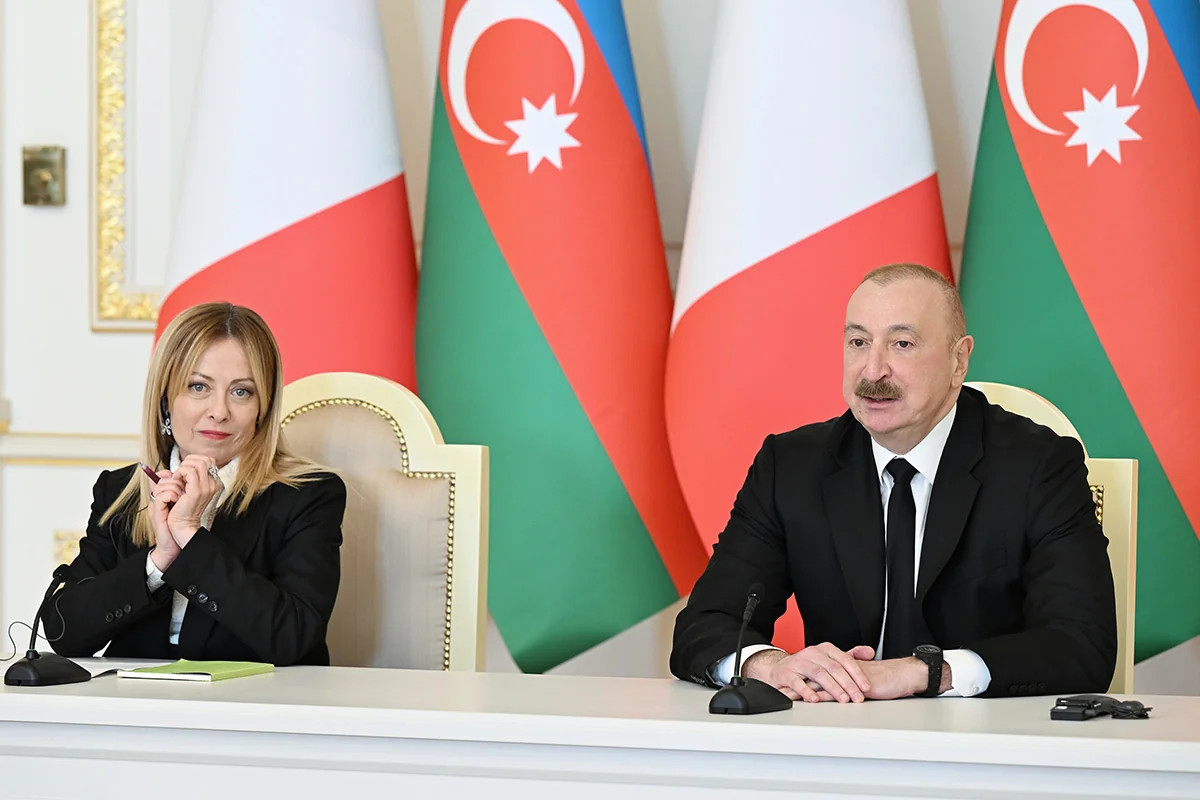 Azərbaycan ilə İtaliya arasında qaz ixracının artırılması müzakirə olunub