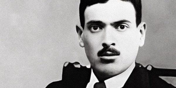 İstiqlalın poetik vəsfkarı –