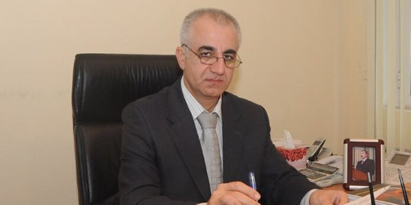 Prezidentin rektor təyin etdiyi Nurəli Yusifbəyli kimdir? -