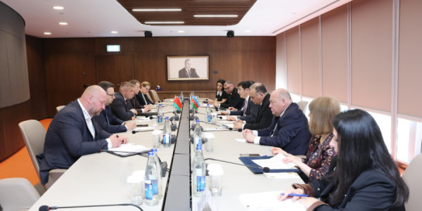 Azərbaycan və Belarus arasında sənaye sahəsi barədə fikir mübadiləsi aparılıb