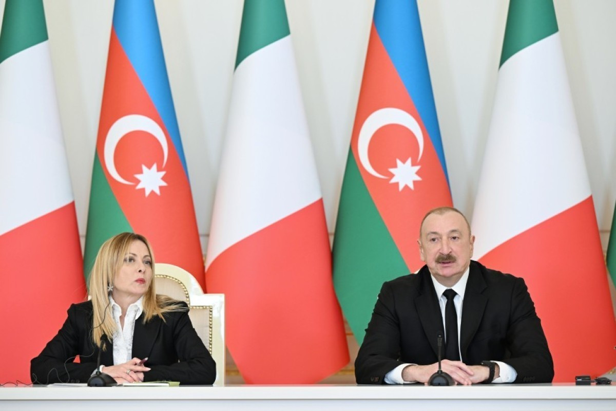 Prezident İlham Əliyevin sosial media hesablarında Ciorcia Meloni ilə görüşünə dair videoçarx paylaşılıb