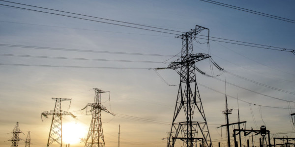 Bu ölkə Rusiyadan elektrik almağı DAYANDIRACAQ