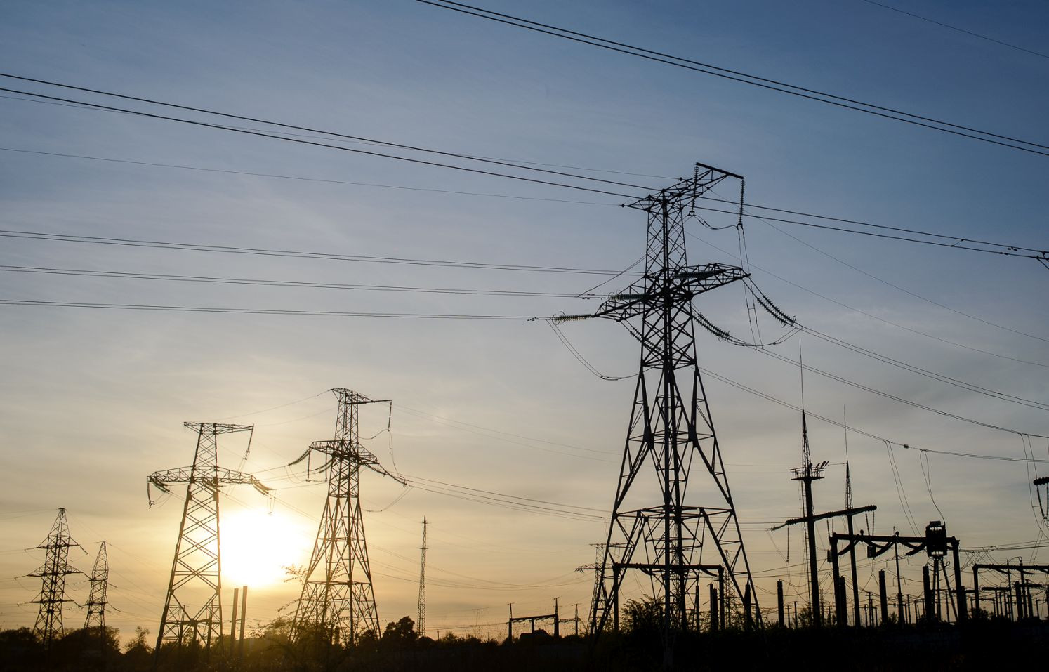Bu ölkə Rusiyadan elektrik almağı DAYANDIRACAQ