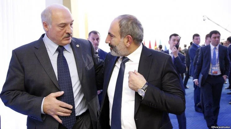 Belarus və Ermənistan arasında münasibətlər gərginləşir