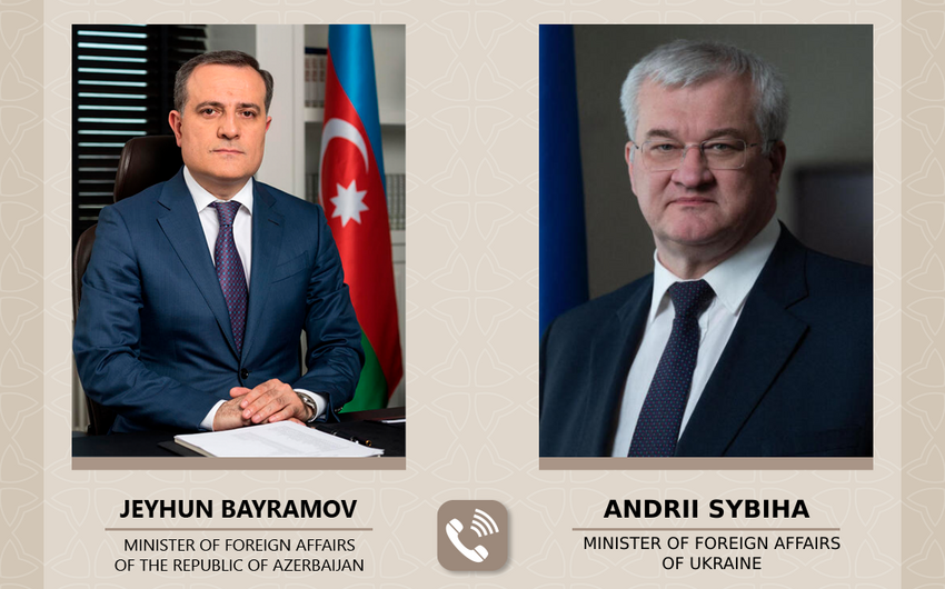 Ceyhun Bayramov ukraynalı həmkarı ilə danışıb