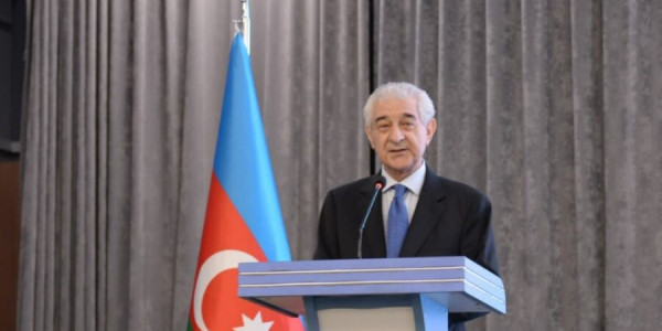 Əli Əhmədov: “Ən yaxşı təqdimat” müsabiqəsi Heydər Əliyev irsinin təbliğ edilməsində xüsusi rol oynayır