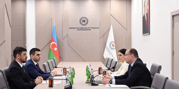 AHİK sədri Sahib Məmmədov “Yüksəliş” müsabiqəsinin qalibi ilə görüşüb