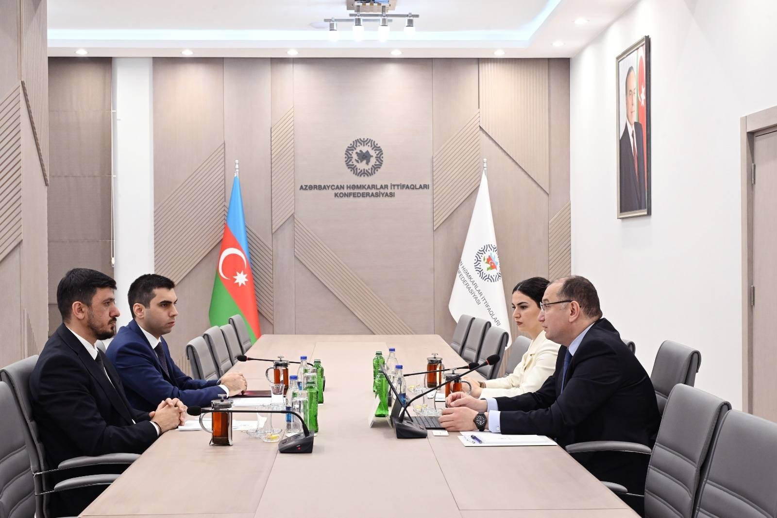 AHİK sədri Sahib Məmmədov “Yüksəliş” müsabiqəsinin qalibi ilə görüşüb