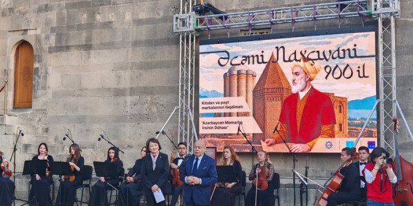 Azərbaycan Memarlar İttifaqı idarə heyətinin sədri  türk xalqlarının axritektura sahəsindəki rolundan danışıb
