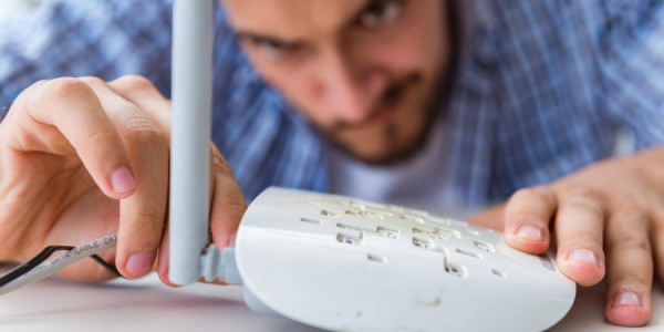Evdəki Wi-Fi router qurğularının funskiyası nəddir?