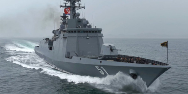 Kim Çen In “Ço Hyon” esminesinə baxış keçirib