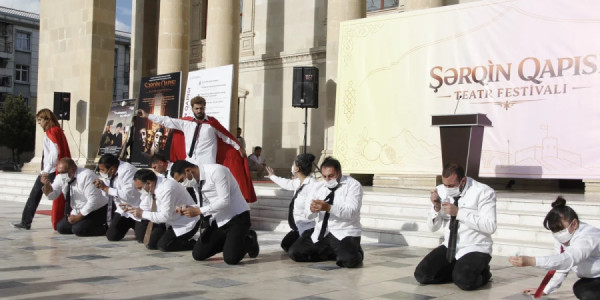 "Şərqin qapısı" teatr festivalının açılış mərasimi keçirilib