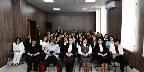 Heydər Əliyev mərkəzlərinin fəaliyyətinə həsr olunan müşavirə keçirilib