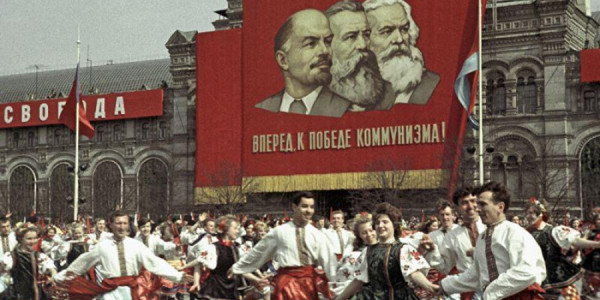 Rus kimi təqdim olunan yəhudi əsilli generallar