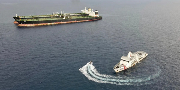 İran Barbados bayraqlı tankeri saxlayıb
