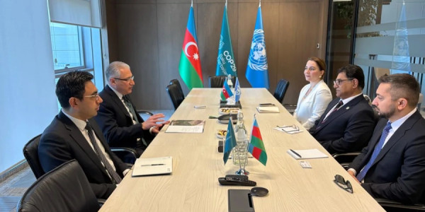 Muxtar Babayev BMT rəsmisilə su ehtiyatlarının dayanıqlı idarə edilməsini müzakirə edib