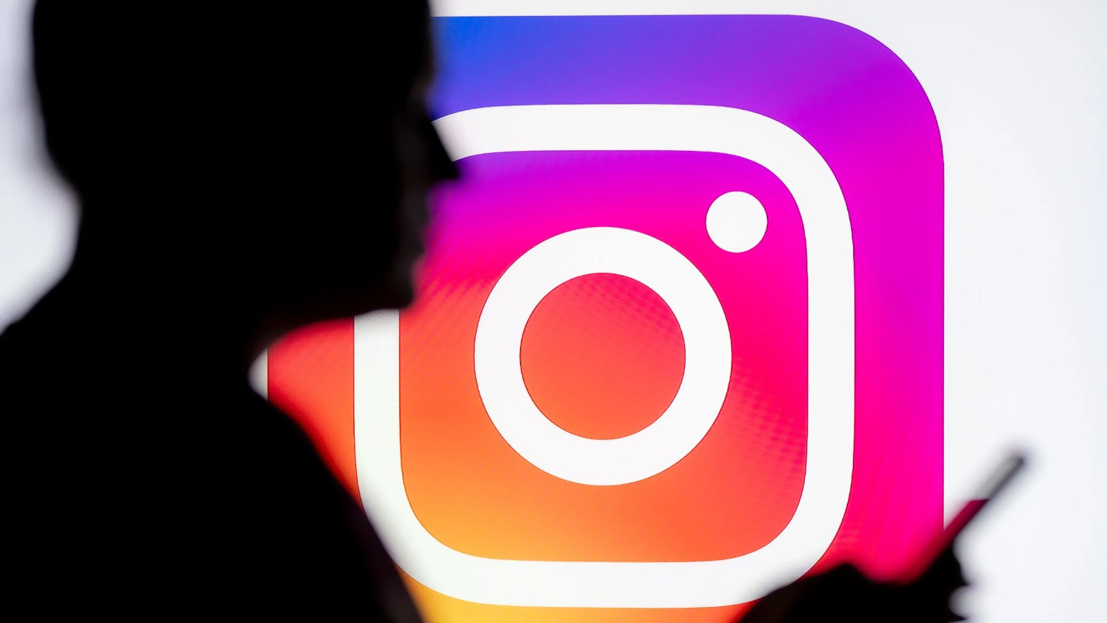 İnstagram izləyicilərinə şad xəbər