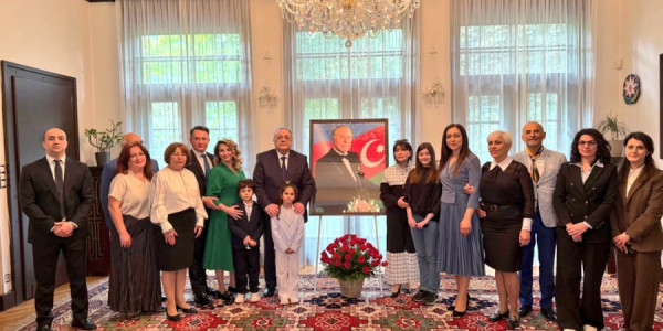 Çexiyada Heydər Əliyevin anadan olmasının 103 illiyi qeyd edilib