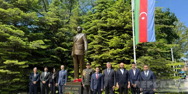 Serbiyada Ümummilli Lider Heydər Əliyevin xatirəsi anılıb