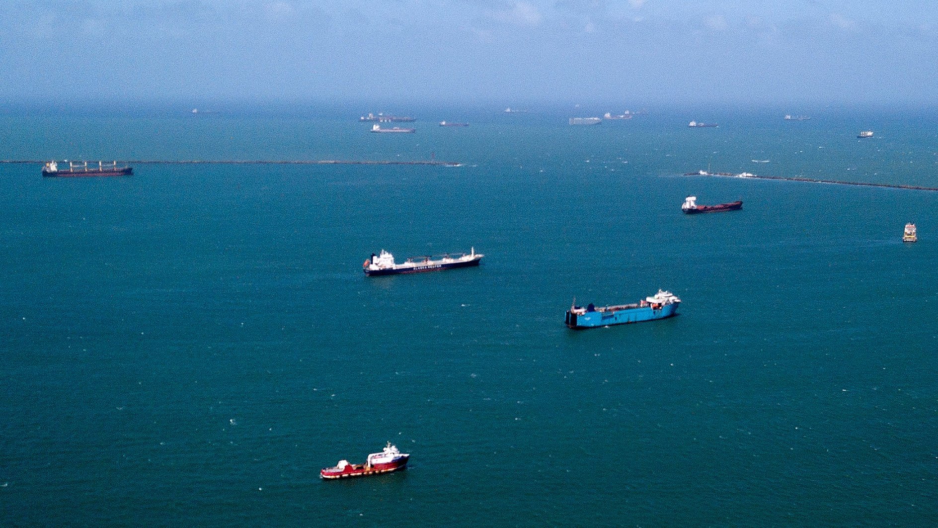 Panama kanalı ilə neft daşımalarında REKORD ARTIM olub