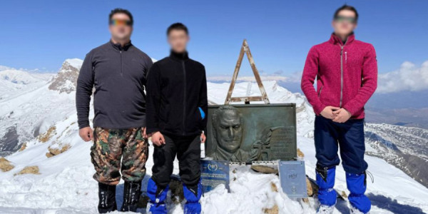 Dövlət Təhlükəsizliyi Xidmətinin əməkdaşları “Heydər zirvəsi”nə yürüş təşkil ediblər