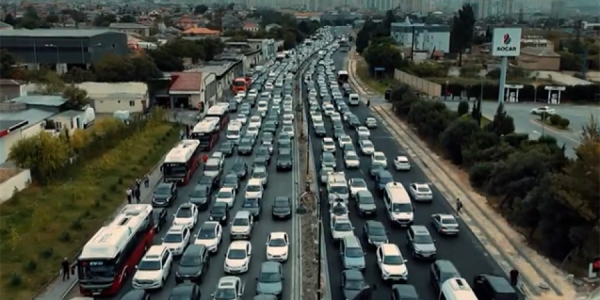 Bu yollarda tıxac var-