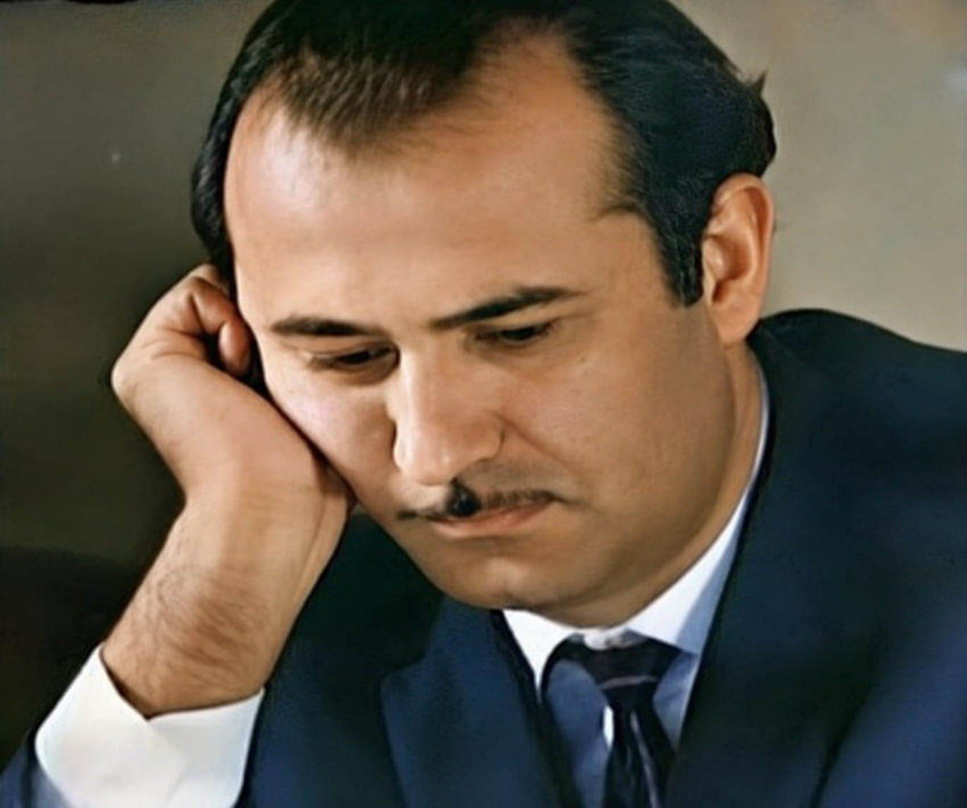 Poeziyada sözün mənəvi çəkisini yaradan sənətkar -Hikmət Ziya