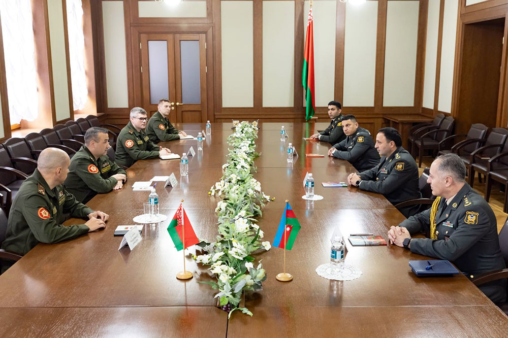 Azərbaycan və Belarus hərbi informasiya sahəsində işçi görüşü keçirib